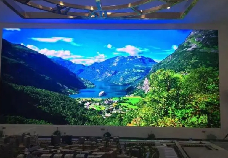 室內(nèi)全彩LED顯示屏有哪些型號(hào).jpg 室內(nèi)全彩LED顯示屏有哪些型號(hào).jpg